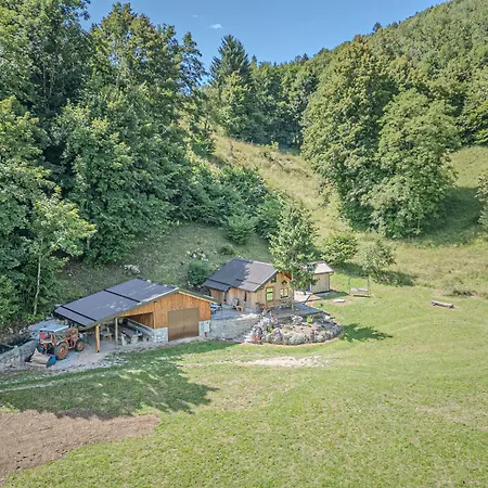 샬레 Wooden Kalanka In Pristine Nature - Happy Kal