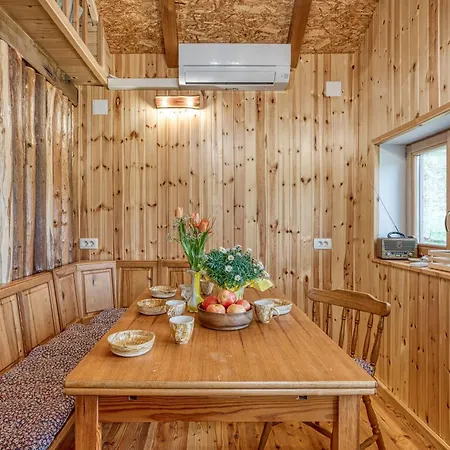 샬레 Wooden Kalanka In Pristine Nature - Happy *