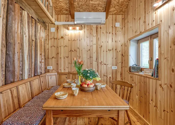 Enchanted Cosy Chalet Kalanka - Happy Rentals 아파트 *