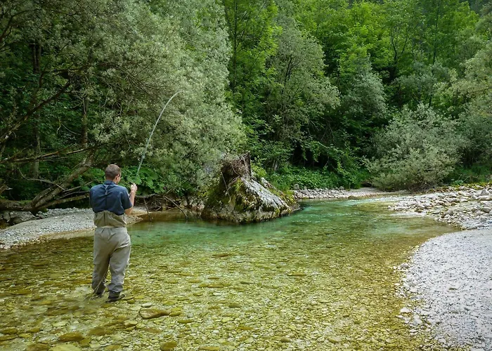 Enchanted Cosy Chalet Kalanka - Happy Rentals